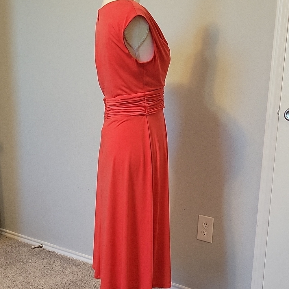 Orange A-line Cocktail Dress with Cowl Neck Sleeveless Design Knee-length - Picture 5 of 5